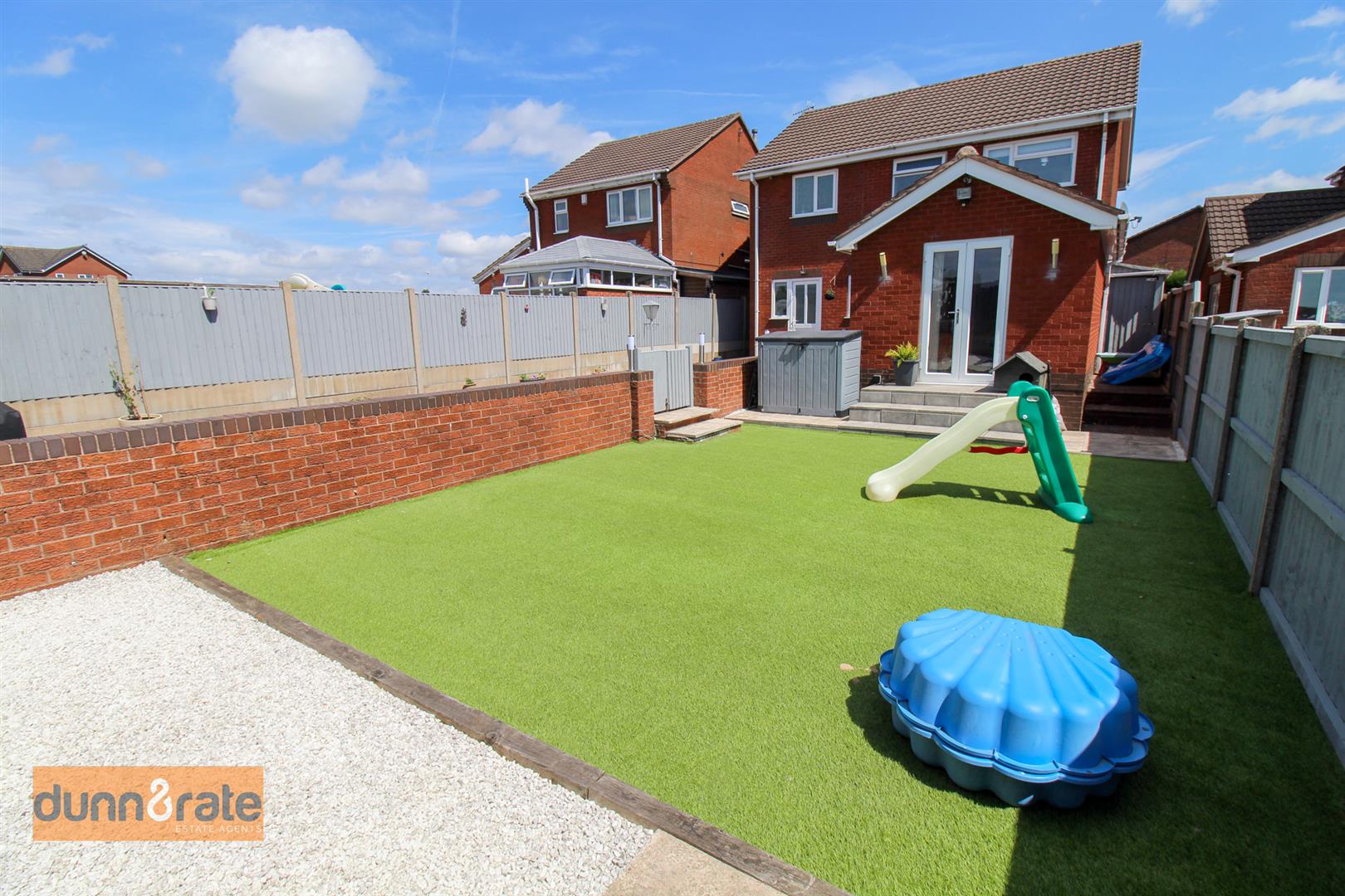 Linnburn Road, Meir Hay, Stoke-On-Trent